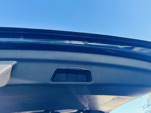 Used 2022 Chevrolet Tahoe RST w/ Luxury Package image 15