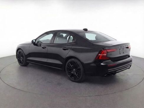 Used 2023 Volvo S60 B5 Plus w/ Climate Package image 32