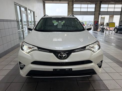Used 2017 Toyota RAV4 Platinum FWD image 2