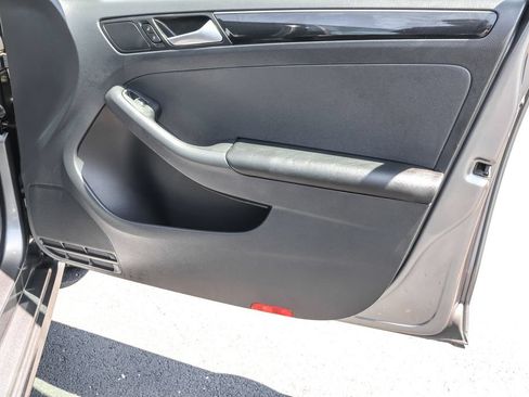 Used 2015 Volkswagen Jetta TDI SEL FWD image 39