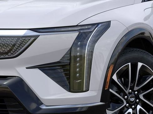 New 2025 Cadillac Optiq Sport 1 image 10