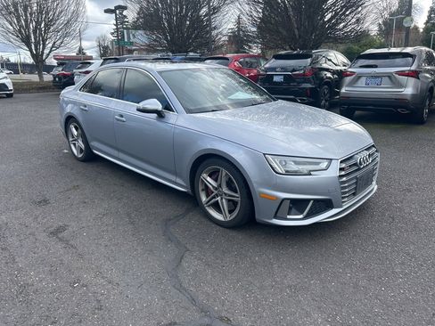 Used 2019 Audi S4 Prestige image 2