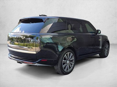 Certified 2025 Land Rover Range Rover Long Wheelbase Autobiography AWD/4WD image 5