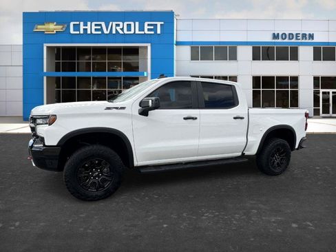 Used 2024 Chevrolet Silverado 1500 ZR2 w/ Technology Package AWD/4WD image 3