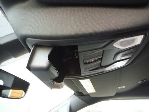Certified 2019 RAM 1500 Big Horn AWD/4WD image 40