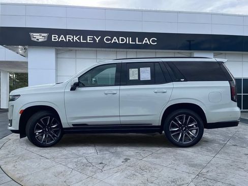 Used 2023 Cadillac Escalade Sport w/ Touring Package RWD image 6