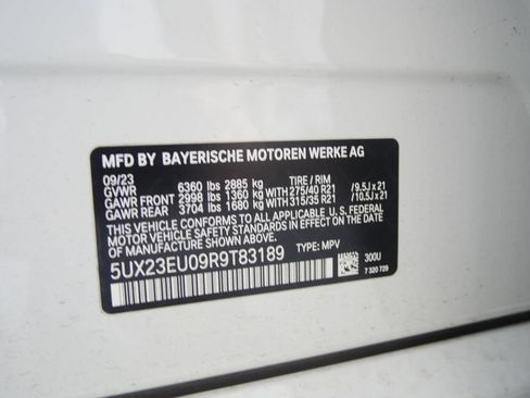 Used 2024 BMW X5 xDrive40i w/ M Sport Package AWD/4WD image 27