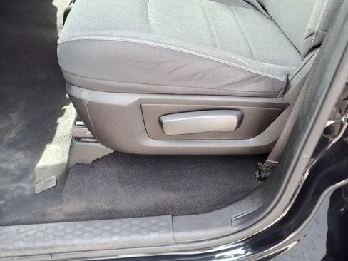 Used 2024 RAM 1500 Warlock AWD/4WD image 20
