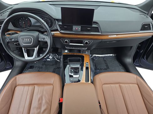 Used 2023 Audi Q5 2.0T Premium w/ Convenience Package image 9
