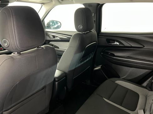 Used 2024 Chevrolet TrailBlazer LT FWD image 20