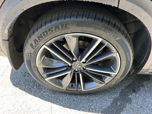 Used 2023 INFINITI QX50 Sport FWD image 15