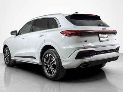 Used 2025 Audi Q5 Premium w/ Convenience Package