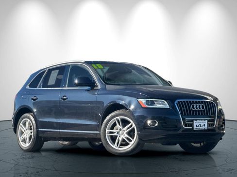 Used 2016 Audi Q5 2.0T Premium Plus w/ Technology Package image 2