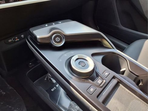 New 2026 Kia EV6 Light AWD/4WD image 19