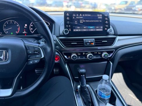 Used 2022 Honda Accord Sport image 8