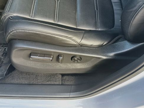 Used 2020 Honda CR-V EX-L image 15
