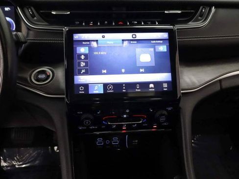 Used 2021 Jeep Grand Cherokee L Limited RWD image 36