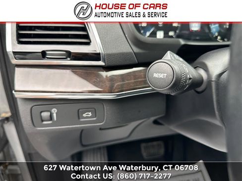 Used 2016 Volvo XC90 T6 Momentum image 20