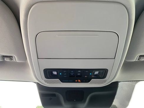 Certified 2025 Ford Expedition Platinum AWD/4WD image 33