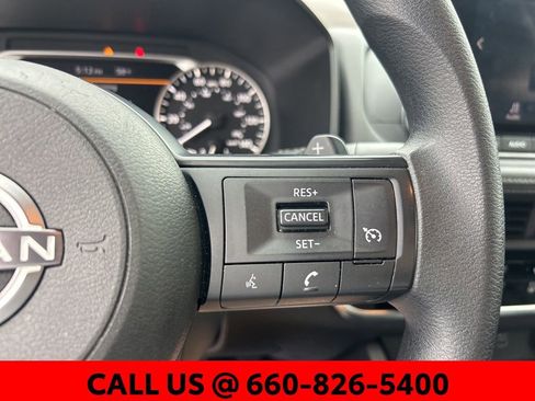 Used 2023 Nissan Rogue S AWD/4WD image 18