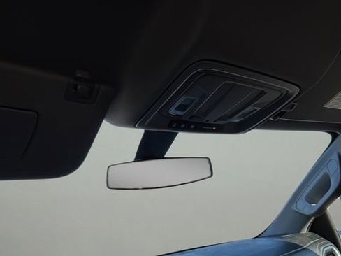 Used 2022 Chevrolet Silverado 2500 LT image 27