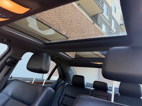 Used 2012 Mercedes-Benz E 350 4MATIC Sedan image 9