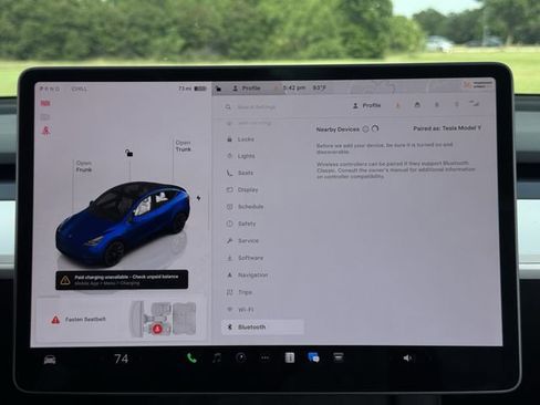 Used 2024 Tesla Model Y Long Range AWD/4WD image 22