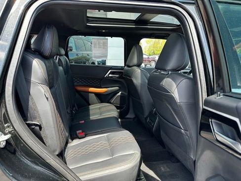 Used 2023 Mitsubishi Outlander SEL 40th Anniversary AWD/4WD image 10