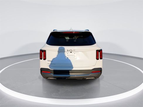 New 2026 Kia Sorento S w/ S Panoramic Sunroof Package image 7