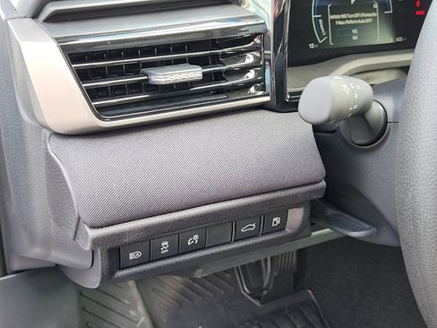 Certified 2025 Toyota Camry LE image 13