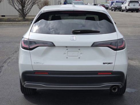 Used 2024 Honda HR-V Sport image 18