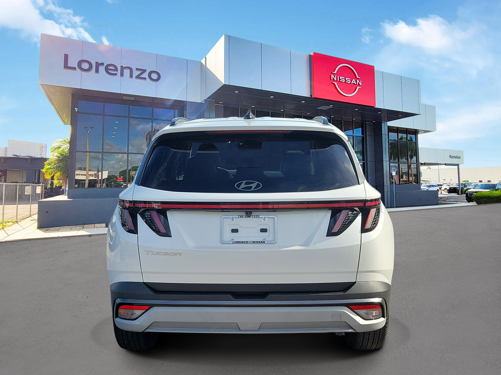 Used 2025 Hyundai Tucson SEL FWD image 6