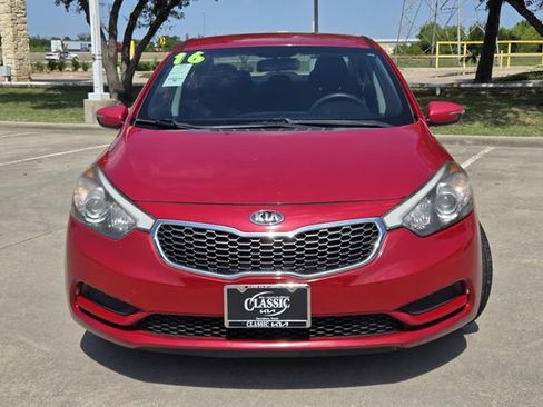 Used 2016 Kia Forte LX w/ LX Popular Plus Package FWD image 2