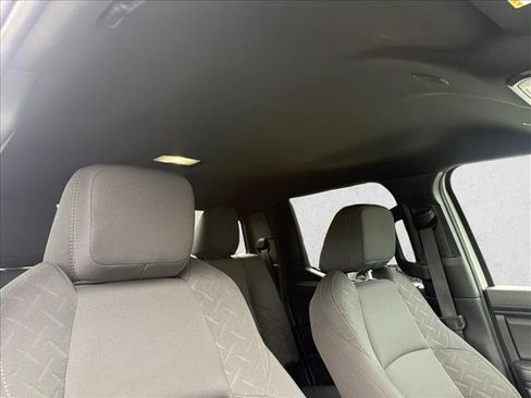 Certified 2025 Toyota Tacoma SR5 AWD/4WD image 29