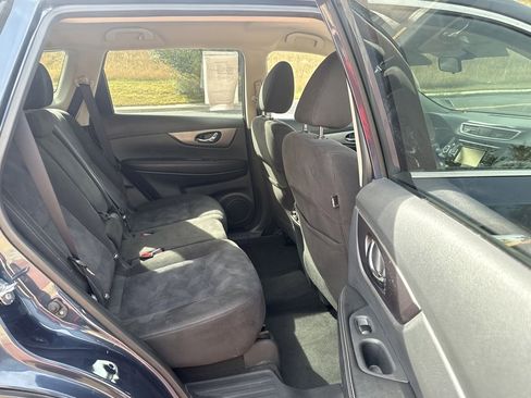 Used 2015 Nissan Rogue SV w/ SV Premium Package image 22