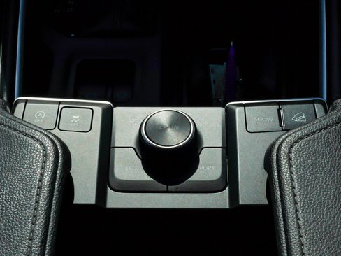 Certified 2025 Toyota Grand Highlander AWD image 41