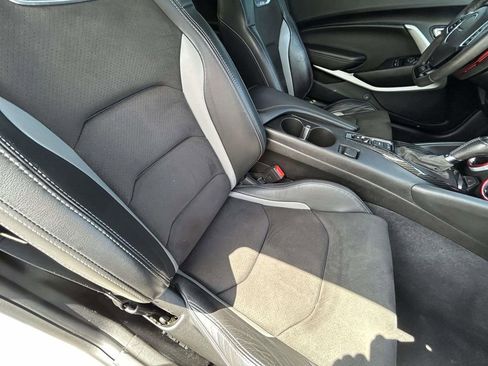 Used 2021 Chevrolet Camaro SS RWD image 17