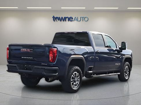 Used 2022 GMC Sierra 2500 AT4 w/ AT4 Preferred Package AWD/4WD image 7
