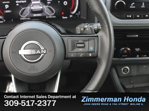 Used 2023 Nissan Rogue Platinum AWD/4WD image 14