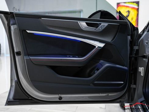 Used 2022 Audi RS 7 4.0T image 48