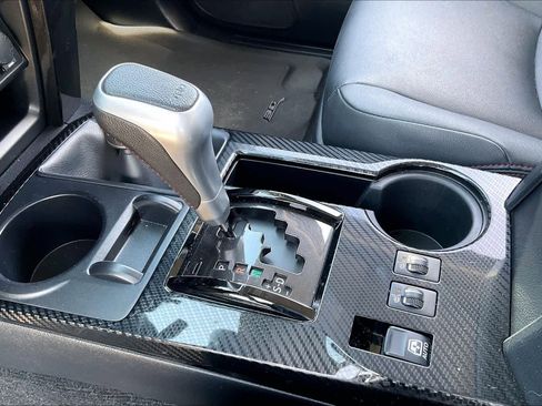 Used 2019 Toyota 4Runner TRD Off-Road Premium image 16