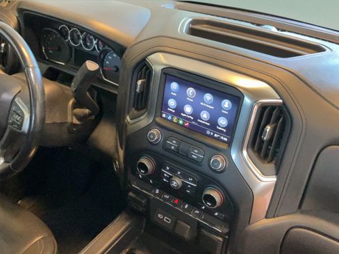 Used 2022 Chevrolet Silverado 1500 LT Trail Boss w/ Convenience Package II AWD/4WD image 34