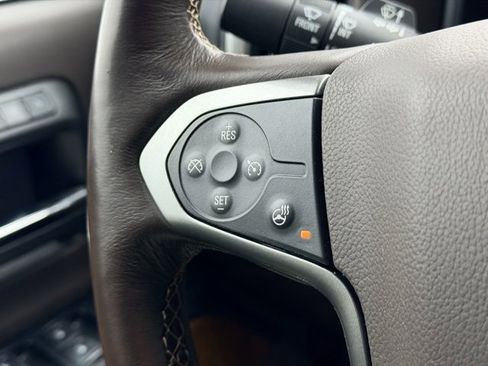 Certified 2018 Chevrolet Silverado 1500 LTZ w/ Sport Package image 11