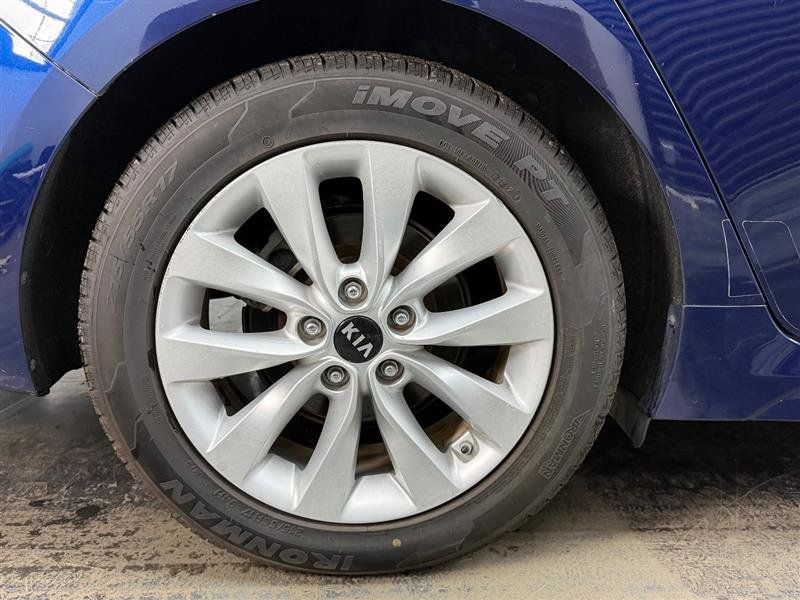 Used 2018 Kia Optima S w/ Panoramic Sunroof Package FWD image 15
