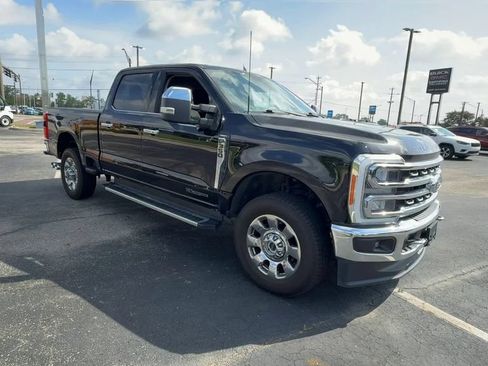 Used 2023 Ford F350 Lariat w/ Chrome Package AWD/4WD image 2