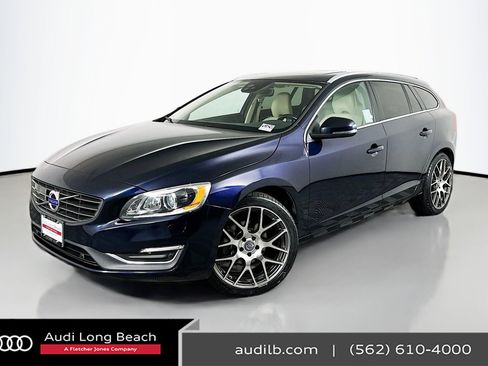 Used 2016 Volvo V60 T5 Platinum w/ Climate Package image 1