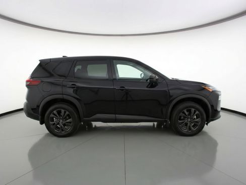 Used 2024 Nissan Rogue SV AWD/4WD image 11