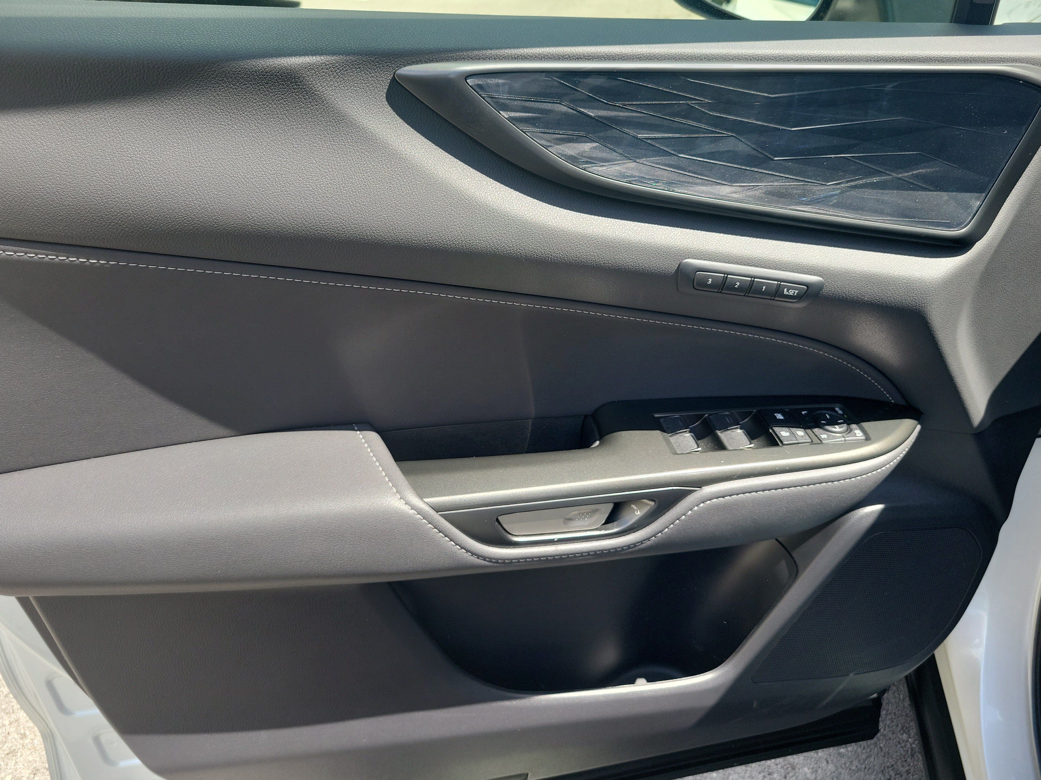 Certified 2025 Lexus NX 250 FWD w/ Accessory Package (K3) image 19