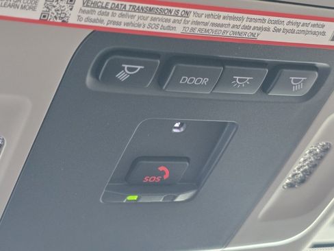 Certified 2025 Toyota Camry XLE FWD image 32