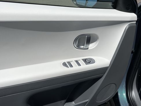 Certified 2024 Hyundai Ioniq 5 SEL RWD image 16
